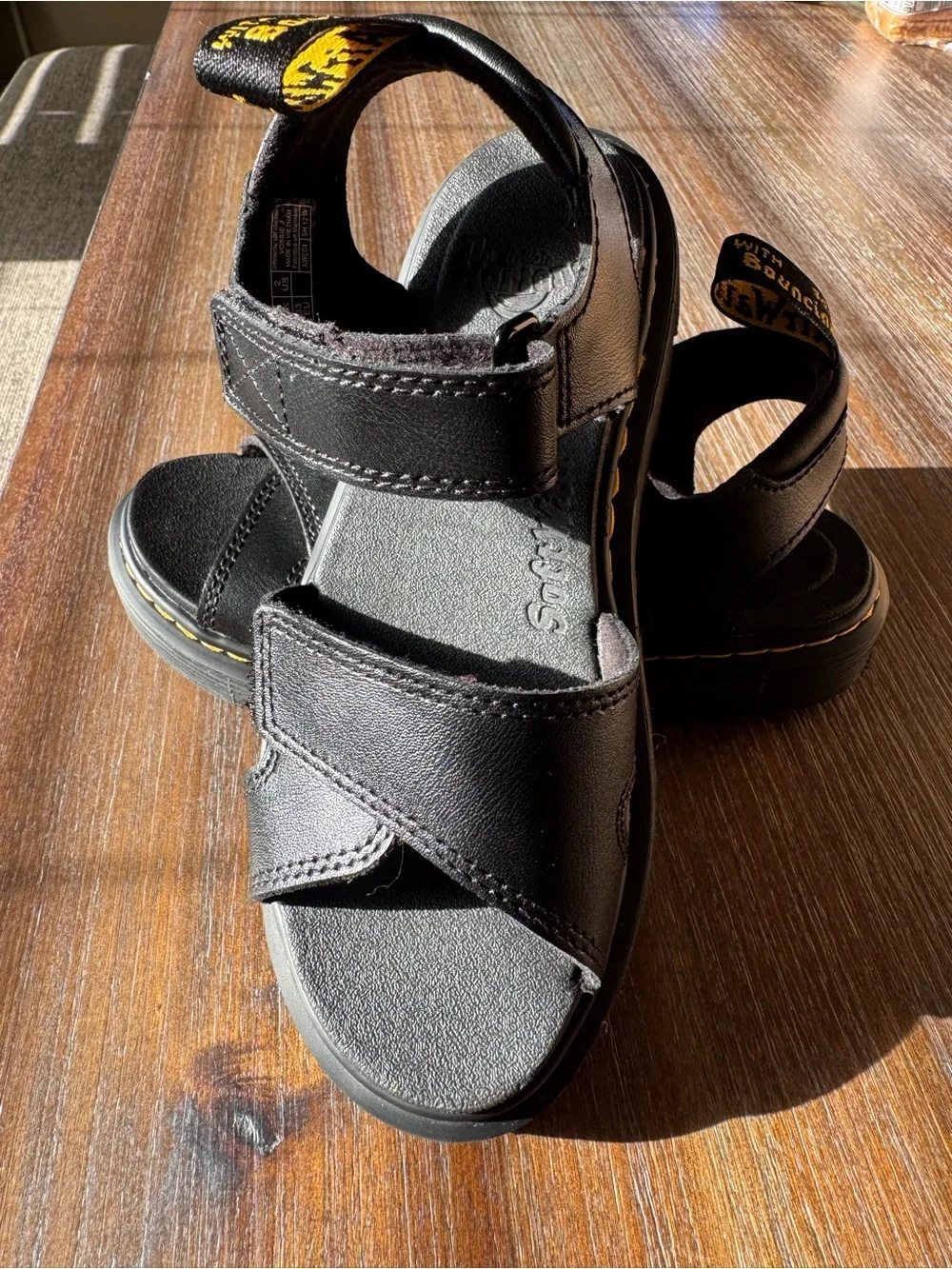 Dr. Martens Vossie J Black Leather Sandals Kids/Juniors Size 2 EU 33